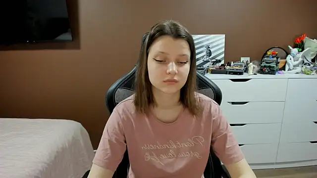 SoniNesti online show from March 20, 2026, 3:17 pm