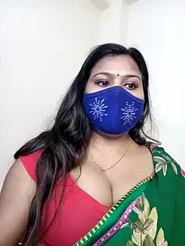 Snapshot of cutee__crazy chatting on January 20, 2025, 5:59 pm cutee  crazy online show from January 20, 2025, 5:59 pm