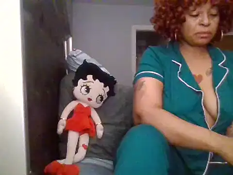 Snapshot of MSweetLindaParks chatting on January 5, 2025, 1:56 am MSweetLindaParks online show from January 5, 2025, 1:56 am