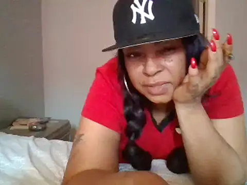 Snapshot of MSweetLindaParks chatting on January 13, 2025, 5:02 pm MSweetLindaParks online show from January 13, 2025, 5:02 pm