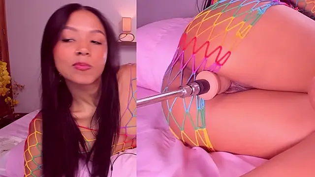 Snapshot of Ellie_Ebony chatting on January 24, 2025, 4:39 pm Ellie Ebony online show from January 24, 2025, 4:39 pm