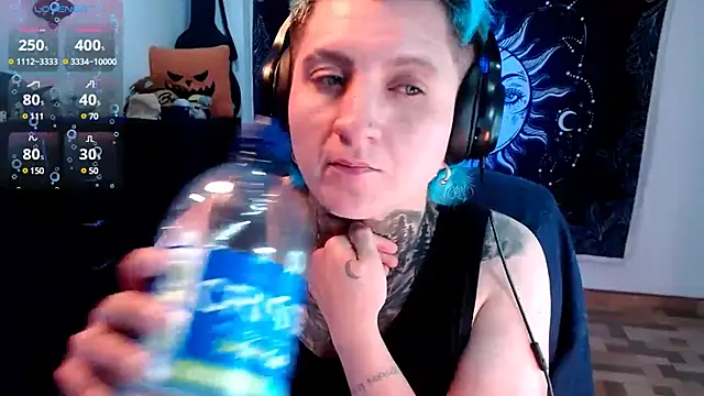 Marieblueeyes online show from February 15, 2025, 6:44 am