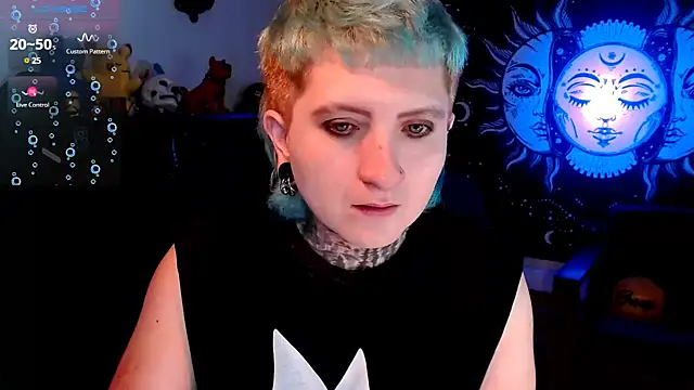 Marieblueeyes online show from March 15, 2025, 2:46 am