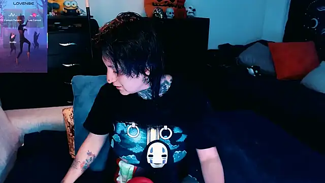 Marieblueeyes online show from October 10, 2025, 10:47 am