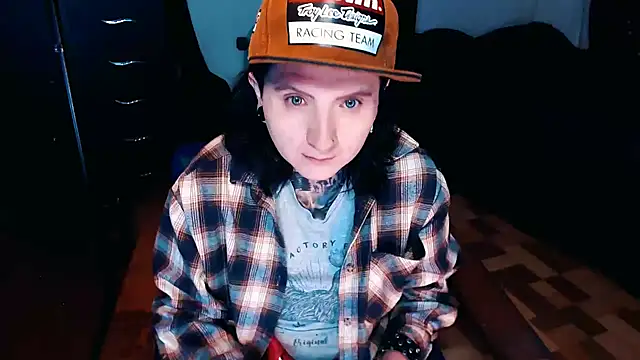 Marieblueeyes online show from October 16, 2025, 11:22 am