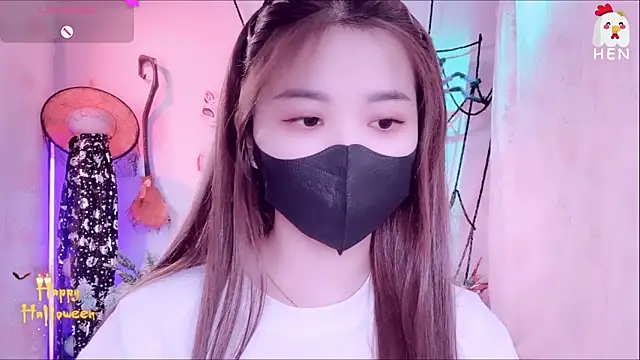 hen237 online show from November 10, 2025, 2:10 am