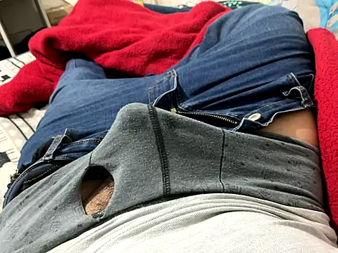 Snapshot of elvis0966 chatting on December 5, 2025, 1:09 pm elvis0966 online show from December 5, 2025, 1:09 pm