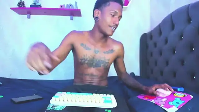 ManSant online show from February 12, 2026, 6:03 pm