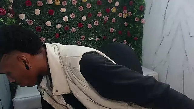 Snapshot of ManSant chatting on March 7, 2026, 3:20 pm ManSant online show from March 7, 2026, 3:20 pm