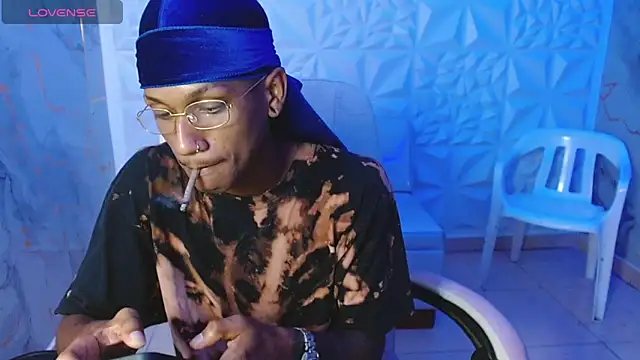 Snapshot of ManSant chatting on April 8, 2026, 4:40 pm ManSant online show from April 8, 2026, 4:40 pm