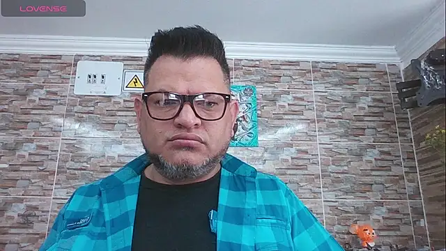 SexDiffrent online show from November 14, 2025, 3:55 pm