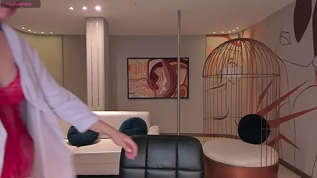 LilaWest online show from January 25, 2025, 8:21 pm