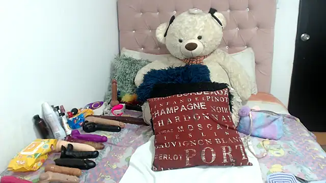 Negrabig online show from October 13, 2025, 3:17 am