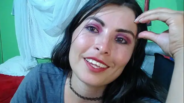 Snapshot of Alexandrasaenz chatting on January 8, 2025, 11:52 pm Alexandrasaenz online show from January 8, 2025, 11:52 pm