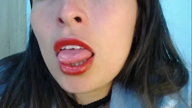 Snapshot of Alexandrasaenz chatting on March 16, 2025, 12:23 am Alexandrasaenz online show from March 16, 2025, 12:23 am