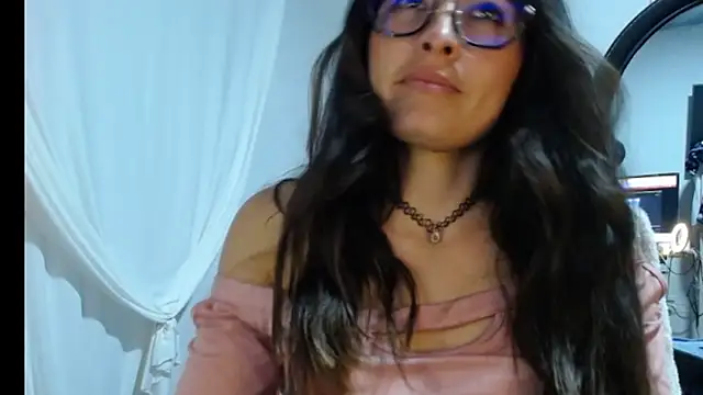 Snapshot of Alexandrasaenz chatting on September 13, 2025, 1:27 am Alexandrasaenz online show from September 13, 2025, 1:27 am