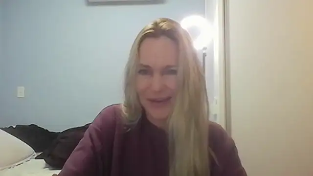 Annylove1 online show from July 13, 2026, 12:30 pm
