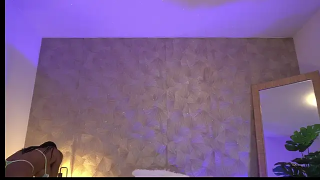 Snapshot of KalaBeckett_ chatting on August 9, 2026, 11:04 am KalaBeckett online show from August 9, 2026, 11:04 am