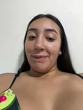 Snapshot of Hannahoff chatting on February 14, 2025, 6:12 am Hannahoff online show from February 14, 2025, 6:12 am