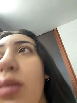 Snapshot of Hannahoff chatting on September 19, 2025, 7:14 pm Hannahoff online show from September 19, 2025, 7:14 pm