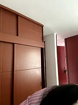 Hannahoff online show from November 30, 2025, 9:19 pm