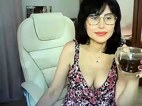 Alyona Alex online show from October 26, 2025, 9:04 am