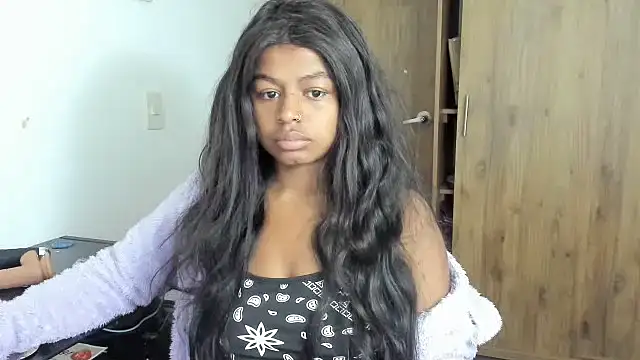 Snapshot of charlott7 chatting on March 12, 2025, 11:31 am charlott7 online show from March 12, 2025, 11:31 am