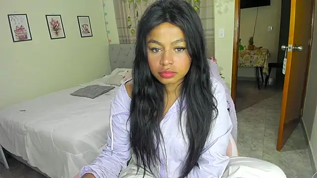 Snapshot of charlott7 chatting on September 8, 2025, 10:09 pm charlott7 online show from September 8, 2025, 10:09 pm