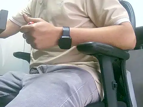 Snapshot of kavipanty chatting on July 1, 2026, 7:21 am kavipanty online show from July 1, 2026, 7:21 am