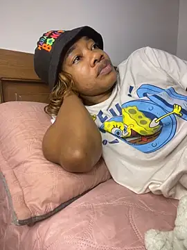  yisela  online show from January 15, 2026, 10:24 pm