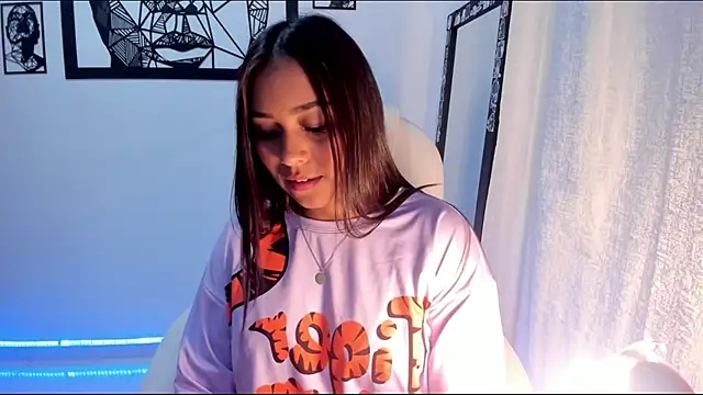 Ciara8 online show from February 9, 2025, 2:49 am