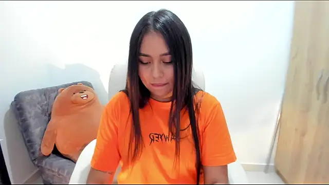 Ciara8 online show from January 9, 2026, 6:42 pm