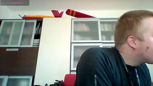 Matttthees online show from November 8, 2025, 8:14 am