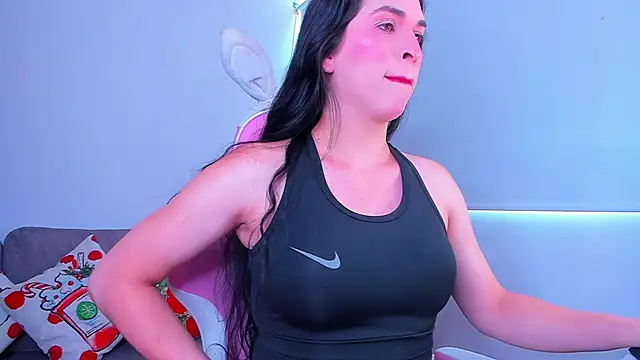 Ariana f online show from October 31, 2025, 6:53 pm