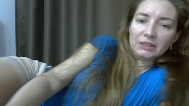 Ashleyspice online show from November 7, 2025, 1:22 pm