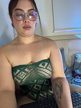 Liza 1 online show from May 5, 2026, 8:28 pm