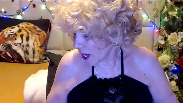 HappyWomanOn online show from February 10, 2026, 9:35 am