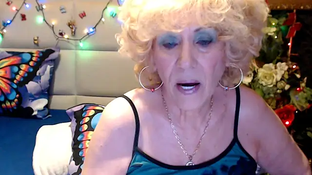 HappyWomanOn online show from May 8, 2026, 8:30 am