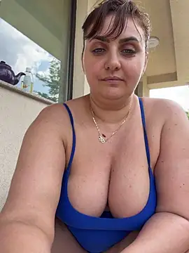 Snapshot of AnneKane chatting on May 8, 2026, 9:58 am AnneKane online show from May 8, 2026, 9:58 am