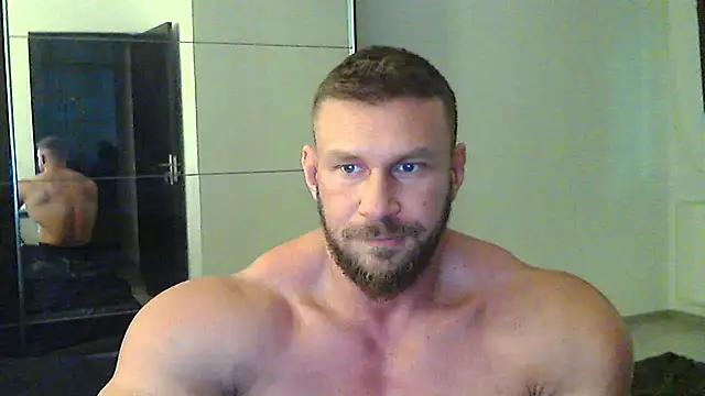 muscularkevin online show from February 13, 2025, 2:20 pm