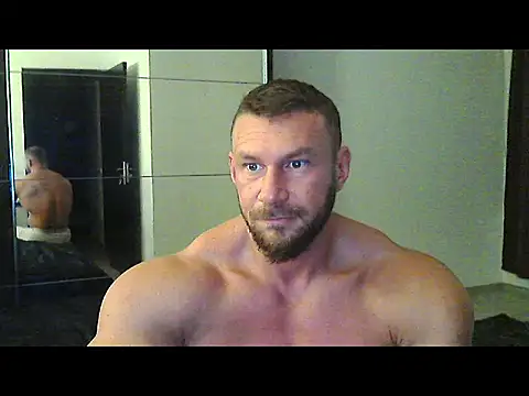 muscularkevin online show from October 10, 2025, 3:38 am
