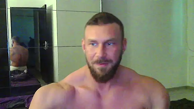 Snapshot of muscularkevin chatting on May 2, 2026, 3:39 pm muscularkevin online show from May 2, 2026, 3:39 pm