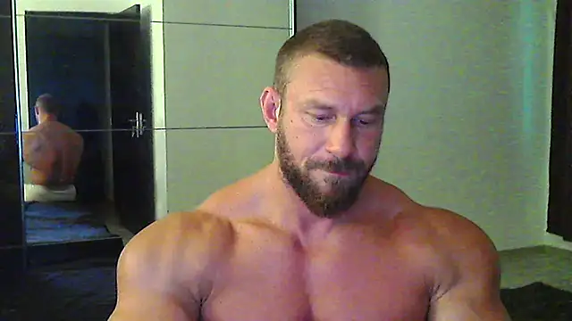 Snapshot of muscularkevin chatting on July 13, 2026, 3:31 am muscularkevin online show from July 13, 2026, 3:31 am