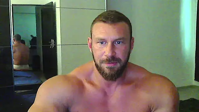 Snapshot of muscularkevin chatting on July 15, 2026, 1:27 pm muscularkevin online show from July 15, 2026, 1:27 pm