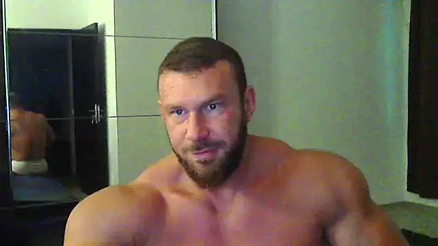 Snapshot of muscularkevin chatting on July 17, 2026, 3:24 am muscularkevin online show from July 17, 2026, 3:24 am
