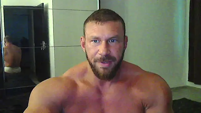 Snapshot of muscularkevin chatting on July 31, 2026, 3:50 am muscularkevin online show from July 31, 2026, 3:50 am