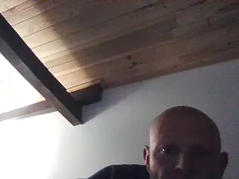 davigochi77bcn online show from March 13, 2025, 9:48 pm