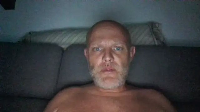 davigochi77bcn online show from October 25, 2025, 8:25 pm