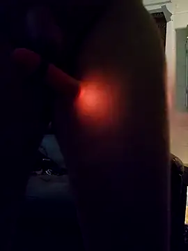 Hotredheadandtoungelasher online show from April 3, 2026, 11:41 am