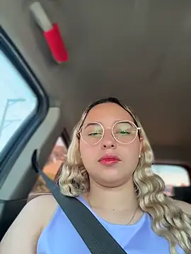 Irisweet  online show from March 1, 2026, 4:31 pm